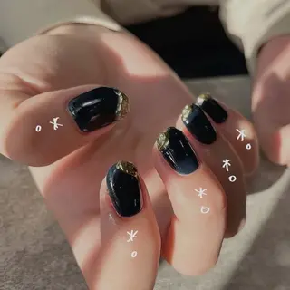 ネイル talo .のネイルデザイン