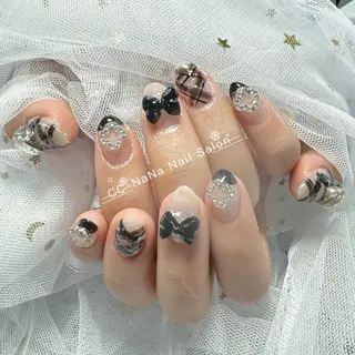 ネイル CC  NaNa ワンホンネイル🌙Nのネイルデザイン