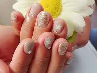 ネイル fujinail(バーバーフジノ)所属・藤野 智美のネイルデザイン