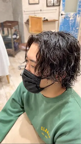 ミディアム パーマ メンズ メンズStylist 山根慧のヘアスタイル