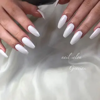 ネイル Gracias. rieのネイルデザイン