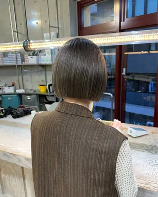 カラー RINA .のヘアスタイル