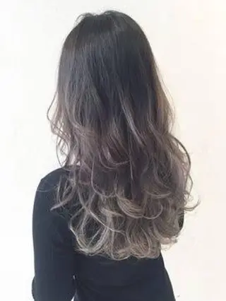 セミロング Attrait .のヘアスタイル