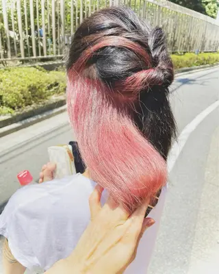 セミロング カラー miki 🦎のヘアスタイル