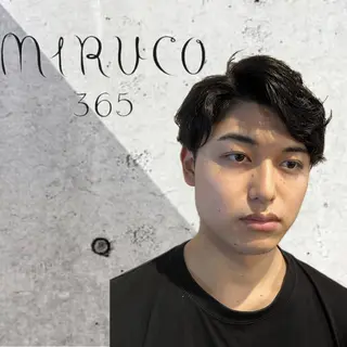 ショート パーマ メンズ 鈴木 達成のヘアスタイル