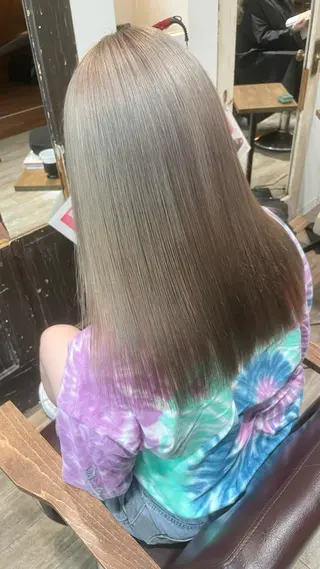 セミロング カラー Blanche by artina川崎店所属・ゆう🫧 透明感/ハイトーンのヘアスタイル