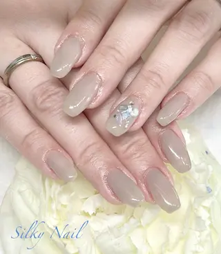 ネイル Silky_nail Sの眉毛・アイブロウイメージ