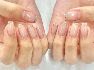ネイル WonderShe nailsalon所属・WonderShe ひなのネイルデザイン