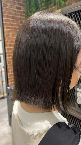 ショート カラー 🌈安藤愛/透明感 艶カラー🫧ROWのヘアスタイル