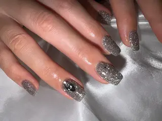 ネイル Re'VIELISS所属・Mai .のネイルデザイン