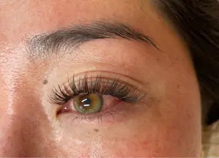 マツエク・マツパ 自まつ毛改善サロンHYGGE青葉台所属・mami saijoのマツエク・マツパデザイン