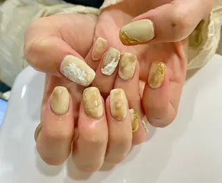 ネイル 安藤 彩乃のネイルデザイン