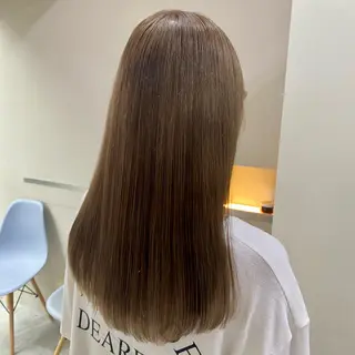 ロング カラー 惣木 菜穂のヘアスタイル