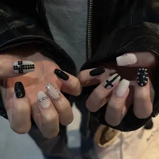 ネイル WOLTOKYO 🦋shizukuのネイルデザイン