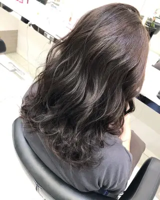 セミロング 岸 保奈美のヘアスタイル