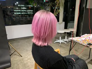 ショート カラー 🌈ディレクター🌈 徳松優希のヘアスタイル