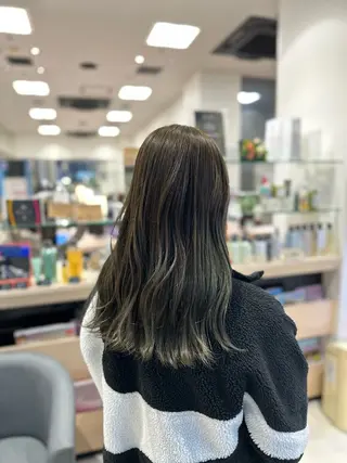 セミロング クロスパーマ/うる艶 カラー/Kurumiのヘアスタイル