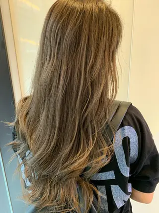 ロング カラー 美髪形成!色素改善! 秋田 和輝のヘアスタイル