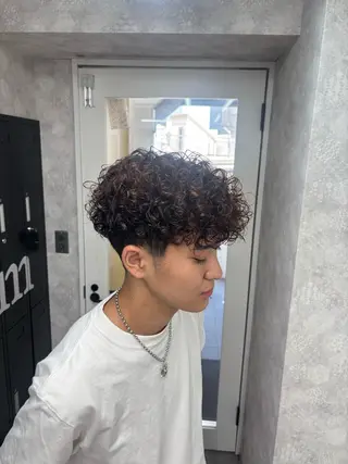 パーマ 外国人風カラー ×19歳美容師ルイヤのヘアスタイル