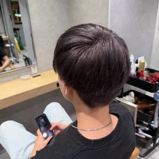 カラー メンズ 青木 あいかのヘアスタイル