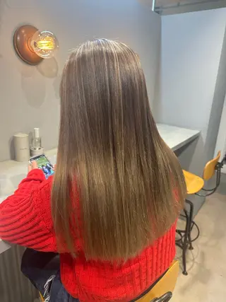 ロング カラー 💖ハイライト/ハイ トーン💖MIKIのヘアスタイル