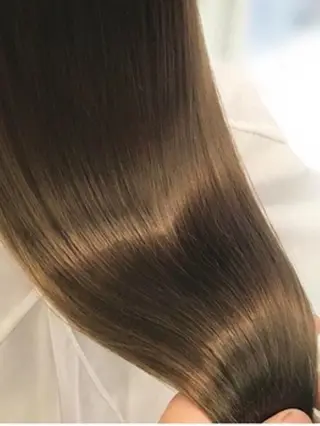 セミロング LAS 代表 ナガカワ コウヘイのヘアスタイル