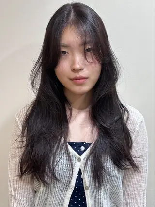 ロング カラー ナチュラル大人っぽい スタイル　MAORIのヘアスタイル