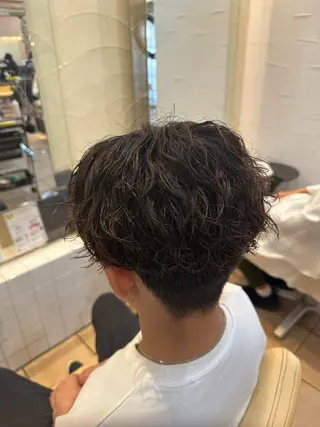パーマ メンズ Lee高槻所属・青野 葵のヘアスタイル