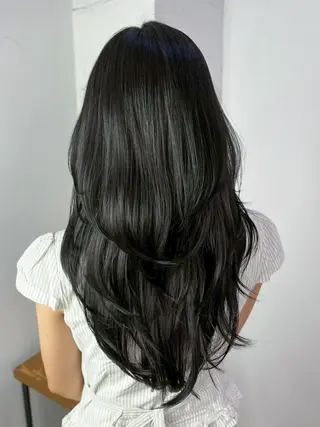 セミロング カラー ITbyALBUM 八王子店のヘアスタイル