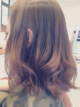 ミディアム セミロング カラー 髙尾 綺女のマツエク・マツパデザイン