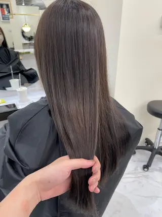 ロング シンタニナオト /梅田茶屋町のヘアスタイル