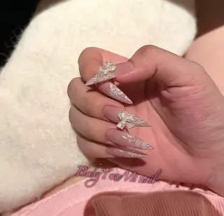 ネイル 相沢 さやかのネイルデザイン