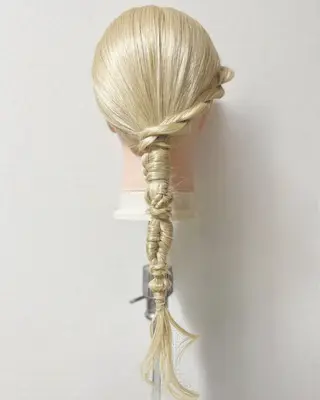 ロング uros.所属・🩵aiko / モデル募集中️🩵のヘアスタイル