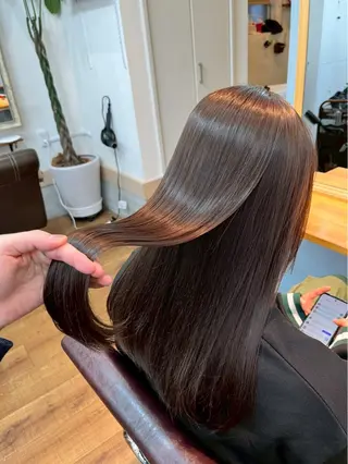 ロング カラー 髪質改善 UN BLEACHのヘアスタイル