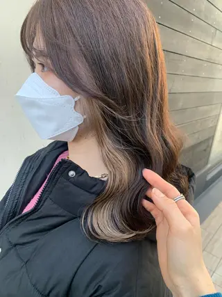 ミディアム カラー ヘアアレンジ yuka .のヘアスタイル