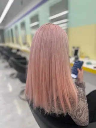 ロング カラー ハイトーンカラー 🦄レイヤーカットのヘアスタイル