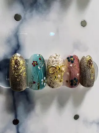 カラー ネイル ecru エクリュのネイルデザイン