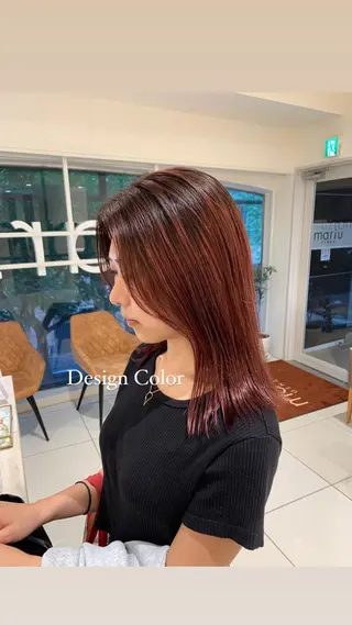 ミディアム 赤みオフの透明感職人 /ケア重視の美髪施術のヘアスタイル