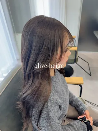 カラー Aya /うる艶カラーのヘアスタイル