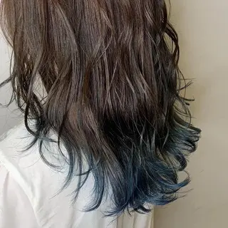 セミロング カラー 小森 衣純のヘアスタイル