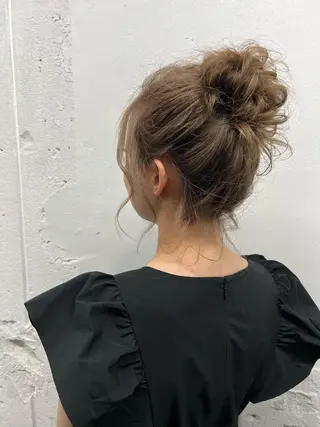 ミディアム カラー ヘアアレンジ 🎨カラー満足度 500%💫ヅル💫のヘアスタイル