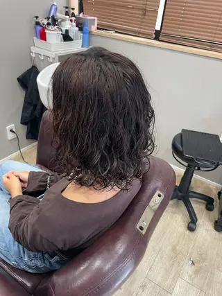 ミディアム パーマ Hair room Leaのヘアスタイル