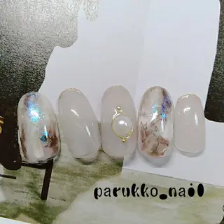 ネイル 爪工房ぱるっこ所属・川岡 香を里のネイルデザイン