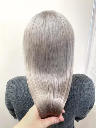 ロング カラー 服部 樹季のヘアスタイル