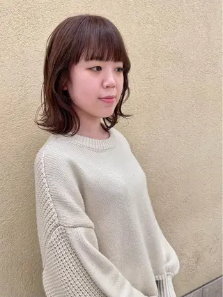 ミディアム 塩谷 雪花のヘアスタイル