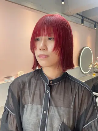 カラー Riri /ブリーチのヘアスタイル