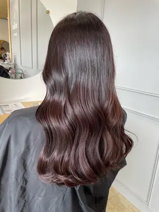 ロング カラー miloc那覇 MIKUのヘアスタイル