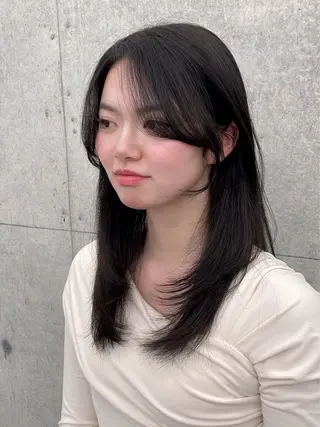 ミディアム カラー パーマ ヘアアレンジ パク・ボミン小野リエ 韓国ハーフ🦊のヘアスタイル