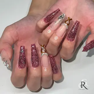 ネイル 美フォルム✨ CRG　RURIのネイルデザイン