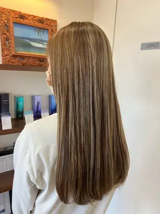 カラー 平川 かなこのヘアスタイル